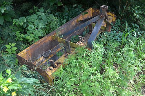 Property photo 33 - Personal Property Auction, Tractor & Implements, Cars, Lawn & Garden, Hunting & Fishing, Guns, Antiques & Collectibles, Household